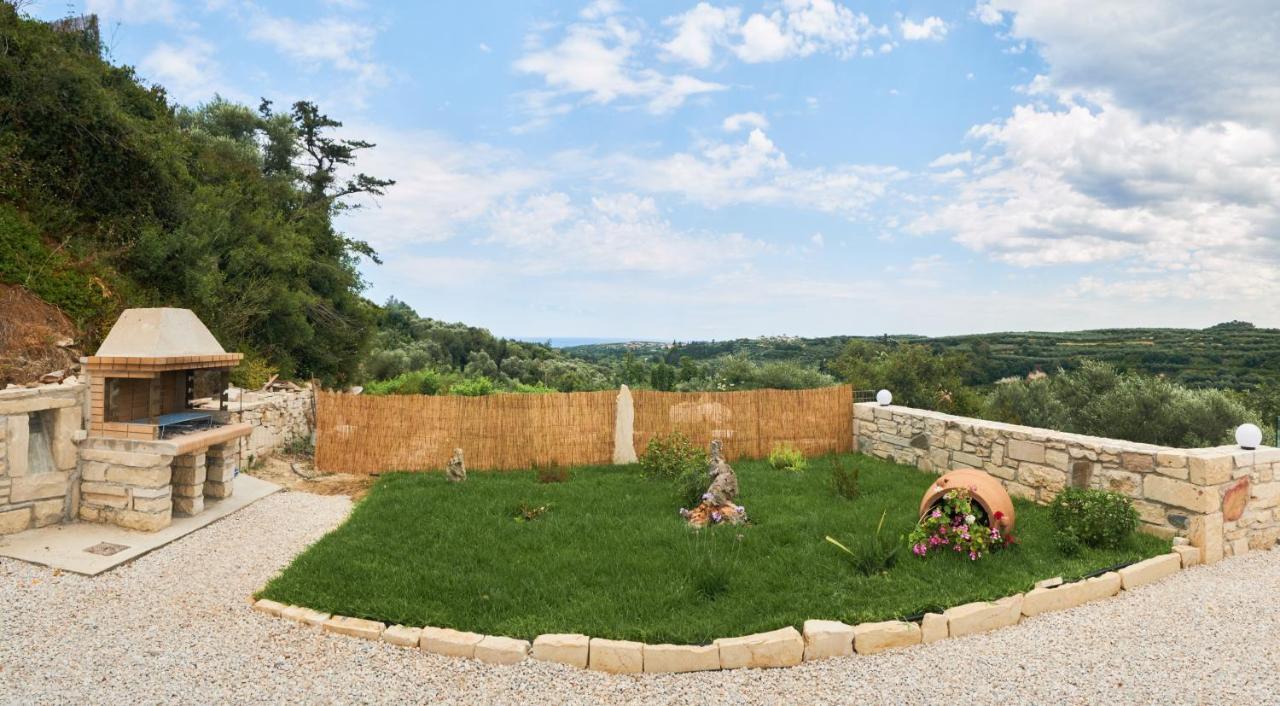 Villa Olive Valley Loutraki  Esterno foto