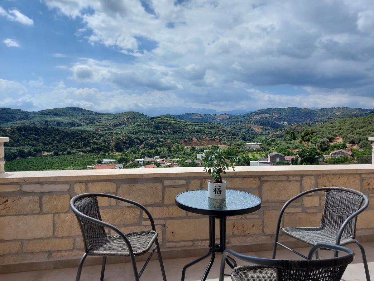 Villa Olive Valley Loutraki  Esterno foto