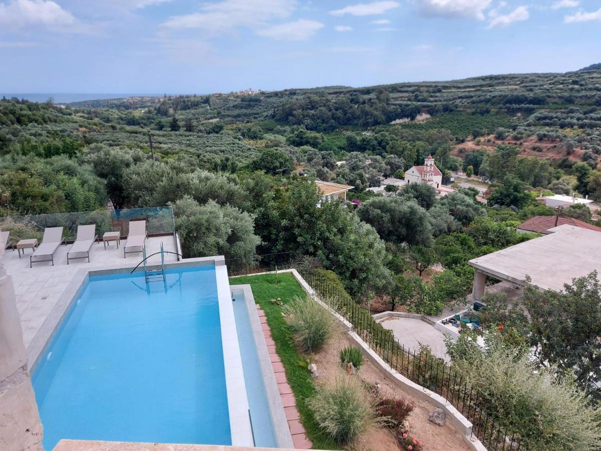 Villa Olive Valley Loutraki  Esterno foto