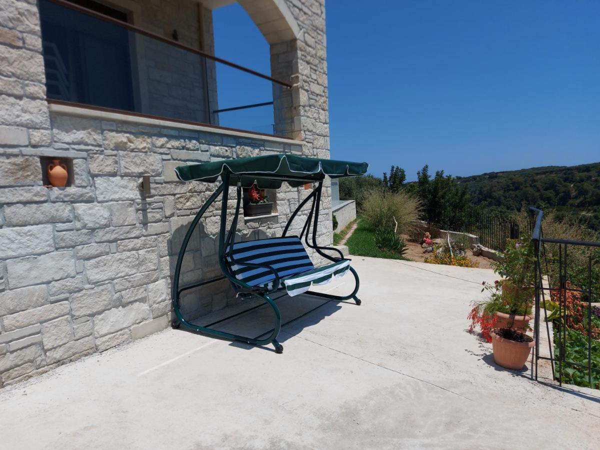Villa Olive Valley Loutraki  Esterno foto